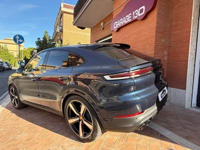 Porsche Cayenne Coupe' Hybrid 22" DISPLAY PASSEG tetto IVA Blu/Azzurro usata Roma