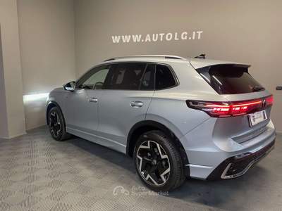 Volkswagen Tiguan 2.0 tdi R-Line 150cv dsg PREZZO REALE Argento usata Monza