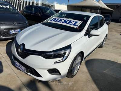 Renault Clio Blue dCi 100 CV 5 porte Business Bianco usata Qualiano