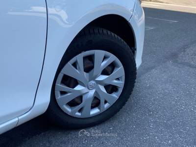 Toyota Yaris Toyota Yaris 1.0 VVT-i Active #11062 Bianco usata Torino
