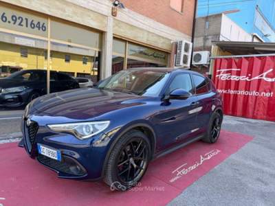 Alfa Romeo Stelvio 2.2 Turbodiesel 190 CV AT8 Q4 Executive UNICO PROP Blu/Azzurro usata Fiorano Modenese