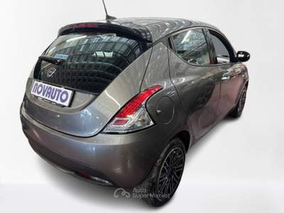 Lancia Ypsilon 1.0 FireFly 5 porte S&S Hybrid Oro Grigio usata Cagliari