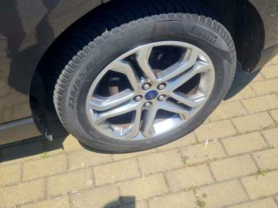 Ford Edge Tenuto sempre in garage,vendo causa trasferimento usata Brindisi