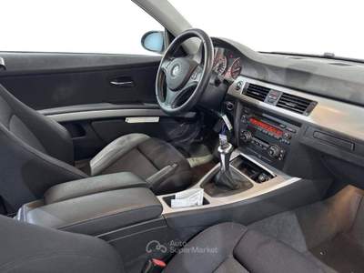 BMW Serie 3 325xi xi cat Coupé Attiva 4X4 Automatica Blu/Azzurro usata Oderzo