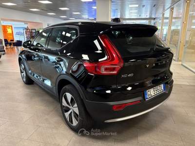 Volvo XC40 B3 2.0 Mild Hybrid (mhev) 163cv.  Core , Km 57.000 Nero usata Alba
