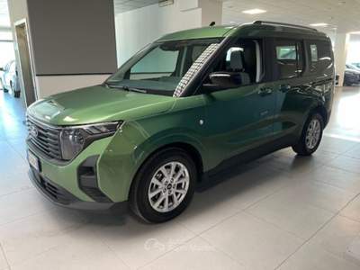 Ford Tourneo Courier 1.0 EcoBoost Titanium Verde usata Alba