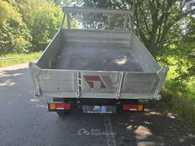 Nissan Navara King Cab con Cassone ribaltabile Verde usata Castiglione Torinese