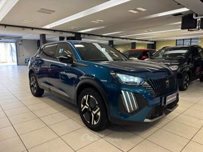 Peugeot 2008 Hybrid 110CV e-DCS6 Allure KM0+DRIVE+VISION+NAVI Blu/Azzurro usata Arsago Seprio