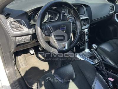 Volvo V40 VOLVO V40 D2 R-design Kinetic Bianco usata Foligno