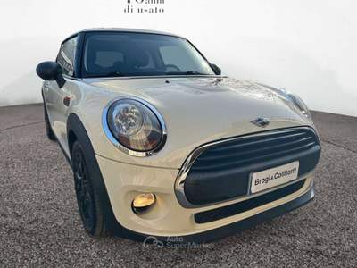 MINI One IV F55-F56 2014 3 Porte 1.2 75cv One Bianco usata Empoli