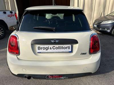 MINI One IV F55-F56 2014 3 Porte 1.2 75cv One Bianco usata Empoli