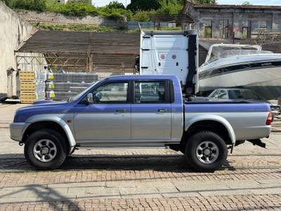 Mitsubishi L200 2.5 TDI 4WD Double Cab Pup. GLS Air Argento usata Arcola