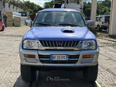 Mitsubishi L200 2.5 TDI 4WD Double Cab Pup. GLS Air Argento usata Arcola