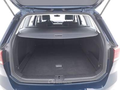 Volkswagen Passat Miglior prezzo garantito e consegna in pochi giorni Blu/Azzurro usata Reggio nell'Emilia