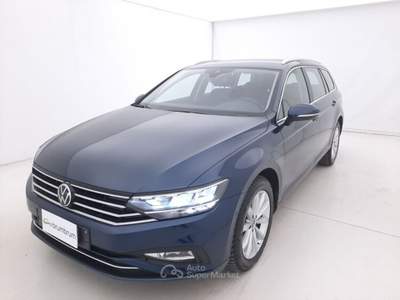 Volkswagen Passat Miglior prezzo garantito e consegna in pochi giorni Blu/Azzurro usata Reggio nell'Emilia