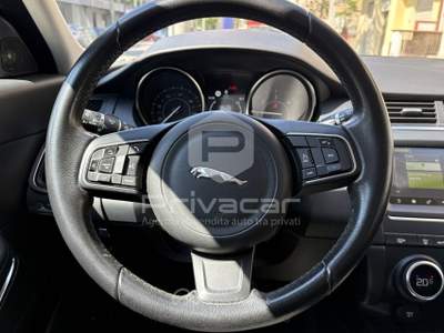 Jaguar E-Pace JAGUAR E-Pace 2.0D 150 CV AWD aut. Grigio usata Montesilvano