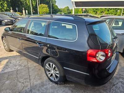 Volkswagen Passat 1.9 TDI/105CV DPF Var. Comf. Nero usata Rossano Veneto
