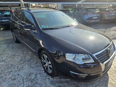 Volkswagen Passat 1.9 TDI/105CV DPF Var. Comf. Nero usata Rossano Veneto