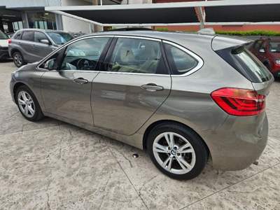 BMW Serie 2 Active Tourer 220d d xDrive Active Tourer Luxury aut. Grigio usata Rossano Veneto