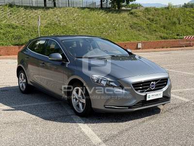 Volvo V40 VOLVO V40 D3 Momentum Grigio usata Trento