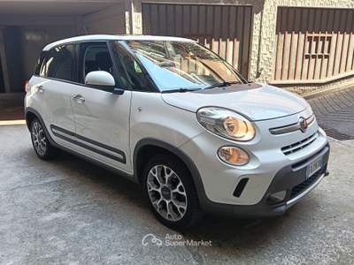 Fiat 500L EURO 6 TREKKING Bianco usata Sant'Omero