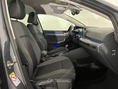 Volkswagen Golf ACTIVE  1.5  TSI 150 CV 6 MARCE +GARANZIA +36/100.000 KM Rosso usata Dogana