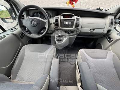Opel Vivaro OPEL Vivaro 27 2.0 CDTI 120CV PC-TN Combi 9 posti Grigio usata Trento