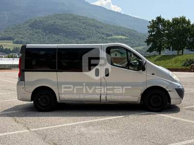 Opel Vivaro OPEL Vivaro 27 2.0 CDTI 120CV PC-TN Combi 9 posti Grigio usata Trento