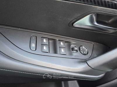 Peugeot 2008 1.2 ALLURE 100CV Grigio usata Foligno