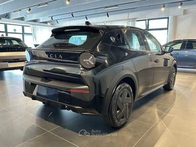 Lancia Ypsilon 1.2 mhev e-DCT Nero usata Montagna in Valtellina