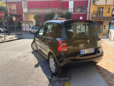 Renault Modus non fumatori Nero usata Pomigliano d'Arco