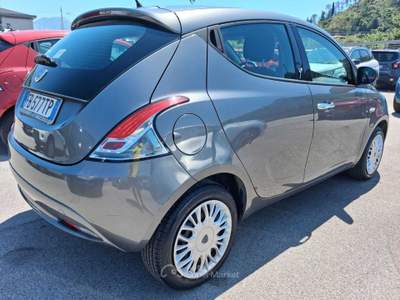 Lancia Ypsilon Lancia Ypsilon 1.2 69 cv 5 porte Silver Grigio usata Cassino