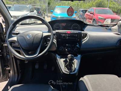 Lancia Ypsilon Lancia Ypsilon 1.2 69 cv 5 porte Silver Grigio usata Cassino