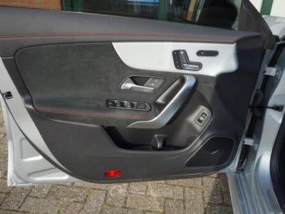 Mercedes-Benz CLA 180 AMG Line Plus Panorama Grigio usata Campofiorito