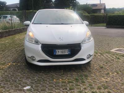 Peugeot 208 Auto neopatentati Bianco usata Manerba del Garda