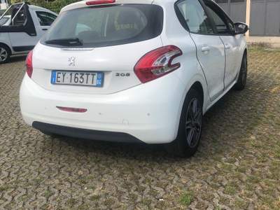 Peugeot 208 Auto neopatentati Bianco usata Manerba del Garda