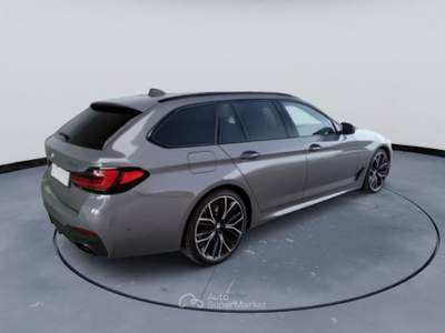 BMW Serie 5 530d Futura d Touring mhev 48V xdrive Msport auto usata Rovigo