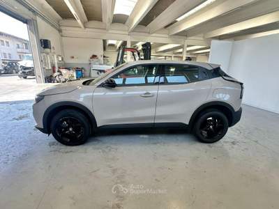 Alfa Romeo Junior 1.2 136CV HYBRID EDCT6 Bianco usata Megliadino San Vitale