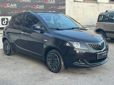 Lancia Ypsilon Lancia Ypsilon 1.0 FireFly 5 porte S&S Hybrid Ecochic Gold Nero usata Giugliano in Campania