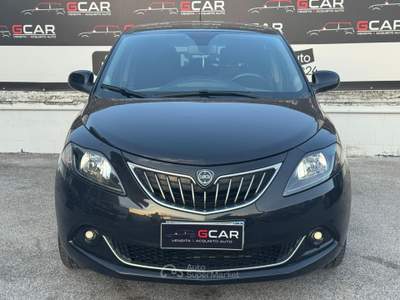 Lancia Ypsilon Lancia Ypsilon 1.0 FireFly 5 porte S&S Hybrid Ecochic Gold Nero usata Giugliano in Campania