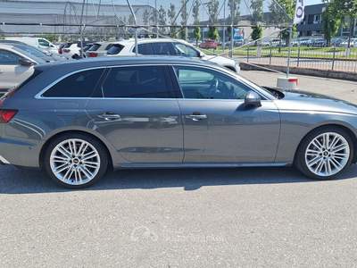 Audi A4 Avant 40 TDI S tronic line edition Grigio usata Fossano