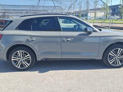 Audi Q5 204 CV quattro S tronic line plus Grigio usata Fossano