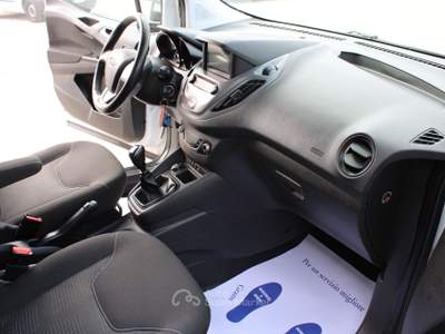 Ford Transit Courier 1.5 diesel 75cv sedili riscaldati Bianco usata TAGLIO DI PO