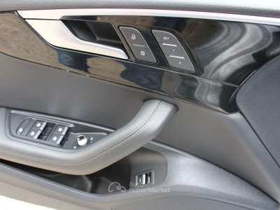 Audi A4 allroad 4X4 40 2.0 tdi mhev Identity Contrast 204cv s-tronic Argento usata TAGLIO DI PO