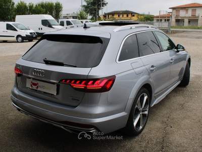 Audi A4 allroad 4X4 40 2.0 tdi mhev Identity Contrast 204cv s-tronic Argento usata TAGLIO DI PO