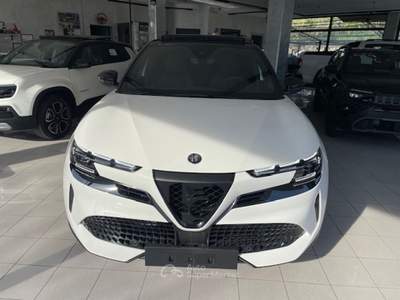 Alfa Romeo Junior SPECIALE 1.2 HYBRID E-DCT6 MHEV 145 CV TETTO A +PACK THECNO Bianco usata Provaglio d'Iseo