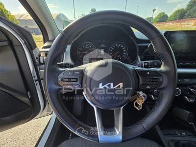 Kia Stonic KIA Stonic 1.0 T-GDi 100 CV MHEV MT Urban Special Edition Bianco usata Gallarate