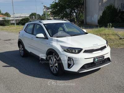 Kia Stonic KIA Stonic 1.0 T-GDi 100 CV MHEV MT Urban Special Edition Bianco usata Gallarate