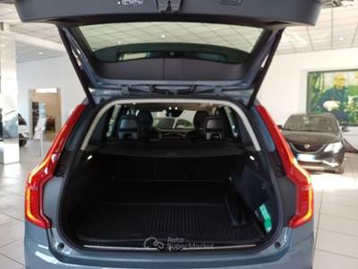 Volvo XC90 VOLVO XC90 B5 D AWD AUTOMATICO MOMENTUM PRO SUV usata Verona