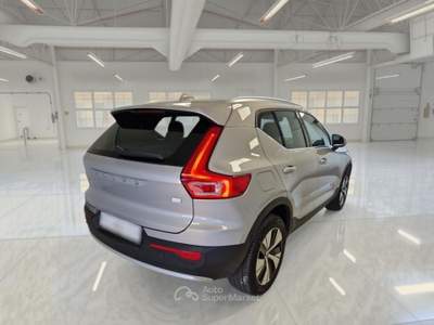 Volvo XC40 VOLVO XC40 T5 RECHARGE PLUG-IN AUTO PLUS BRIGHT SUV usata Pozzuoli
